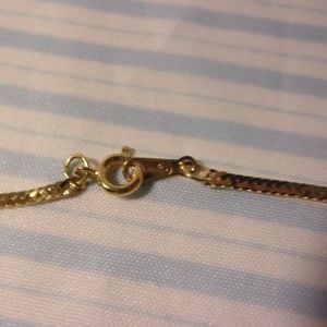 Avon Jewelry - Avon Pink Gold Tone Necklace 19" L Avon Jewelry - Avon Pink Gold Tone Necklace 19" L